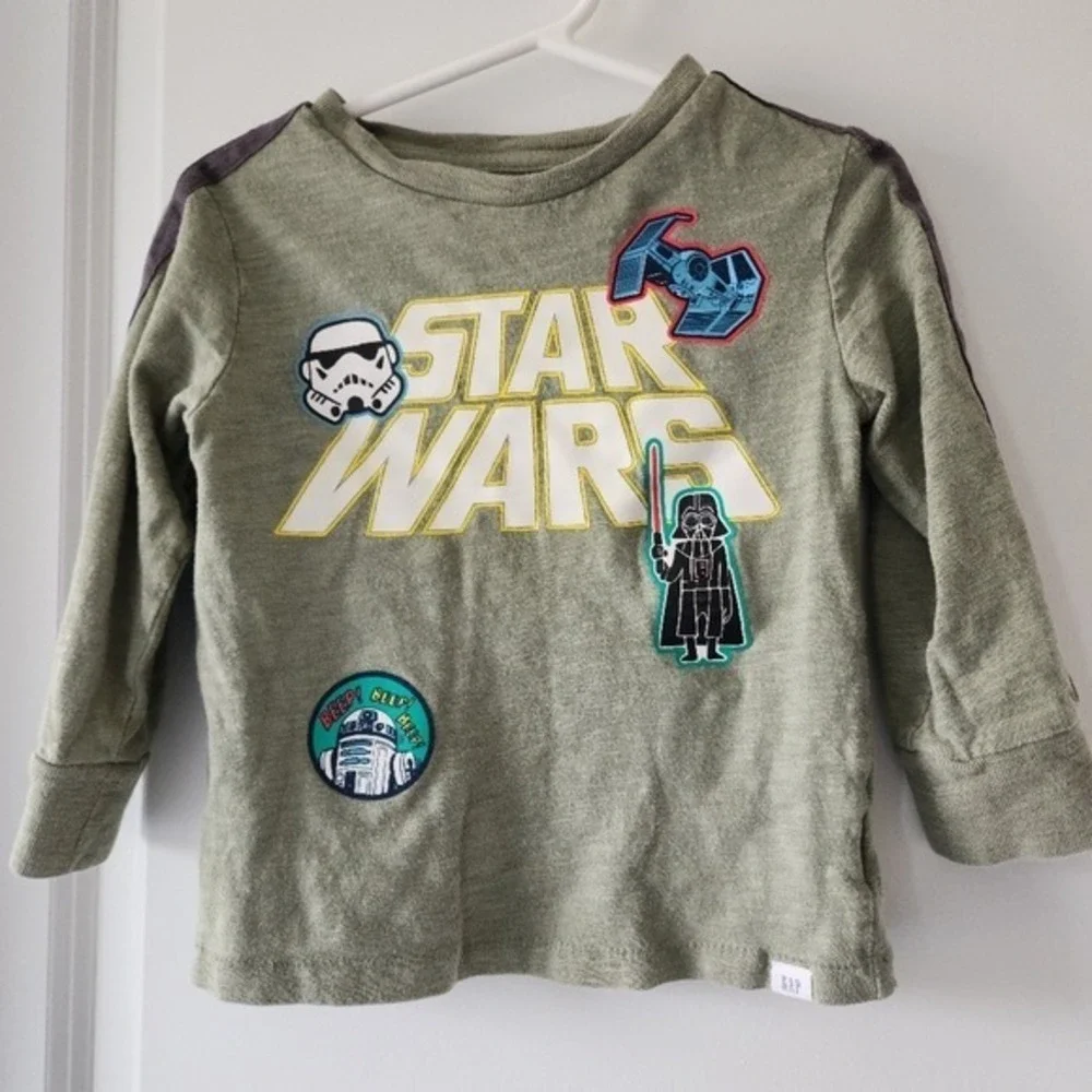 Gap Kids 3T Star Wars Graphic‎ Long Sleeve T-Shirt Olive Green Patches Disney